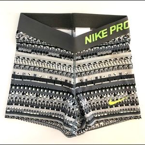 Grey patterned Nike Pro shorts XS